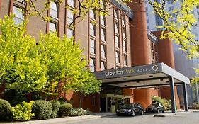 Clarion Croydon Park Hotel